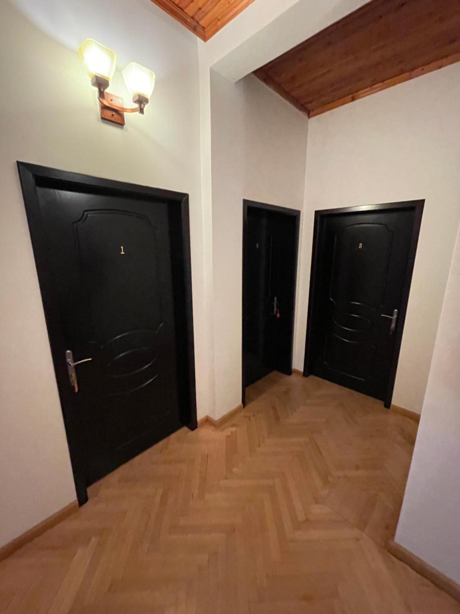 Vila At Berat Eksteriør bilde